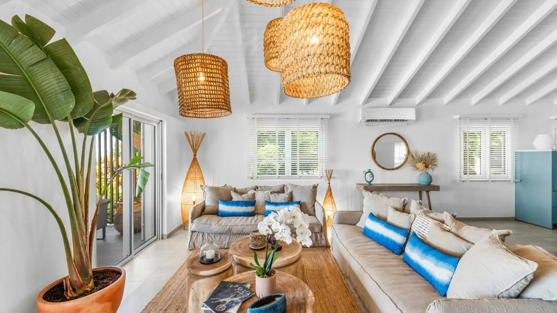 Outstanding Villa Offering The Best Amenities Petit Cul-de-Sac