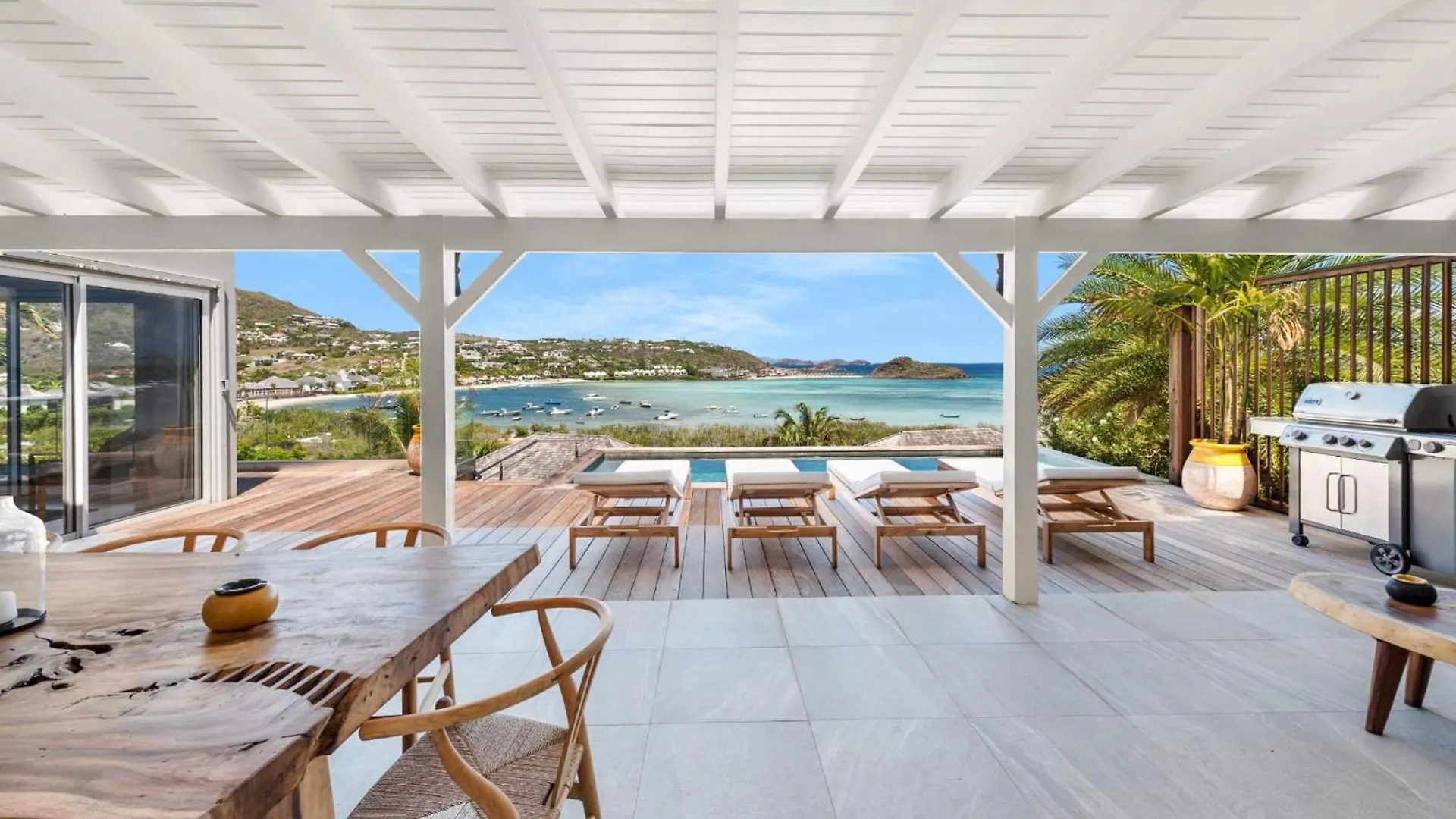 Outstanding Villa Offering The Best Amenities Petit Cul-de-Sac